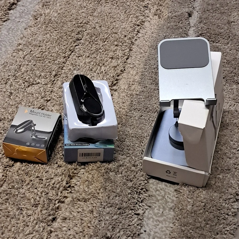 Magnetic Car Vent Holder, 4 In 1 Mini Power Bank For Apple Watch& Rotating Stand